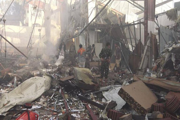 حملات گسترده متجاوزان سعودی به مناطق مسکونی در «الحدیده» یمن