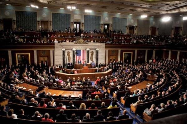 مجلس نمایندگان آمریکا درباره کاهش اختیارات جنگی ترامپ رای می گیرد
