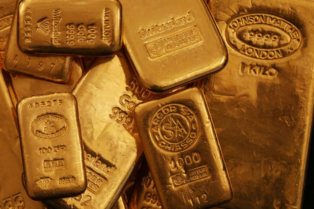 قیمت طلا به بالاترین سطح یک هفته اخیر رسید/سهام آسیا سقوط کرد