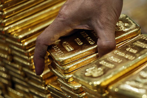قیمت طلا از مرز ۱۶۰۰ دلار عبور کرد/ جهش ۴ درصدی قیمت نفت