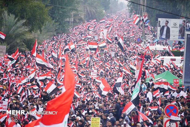 نمی‌توان تظاهرات میلیونی عراقی‌ها برای اخراج آمریکا رانادیده گرفت