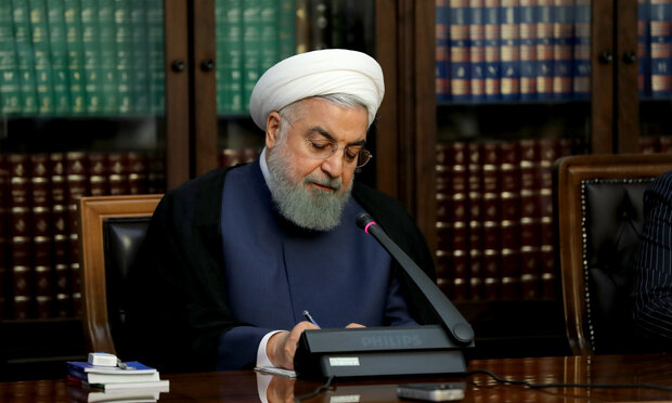 روحانی درگذشت امام جمعه اهل سنت کرمانشاه را تسلیت گفت
